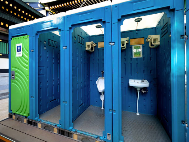 Best Construction site porta potty rental  in Freeland, MI